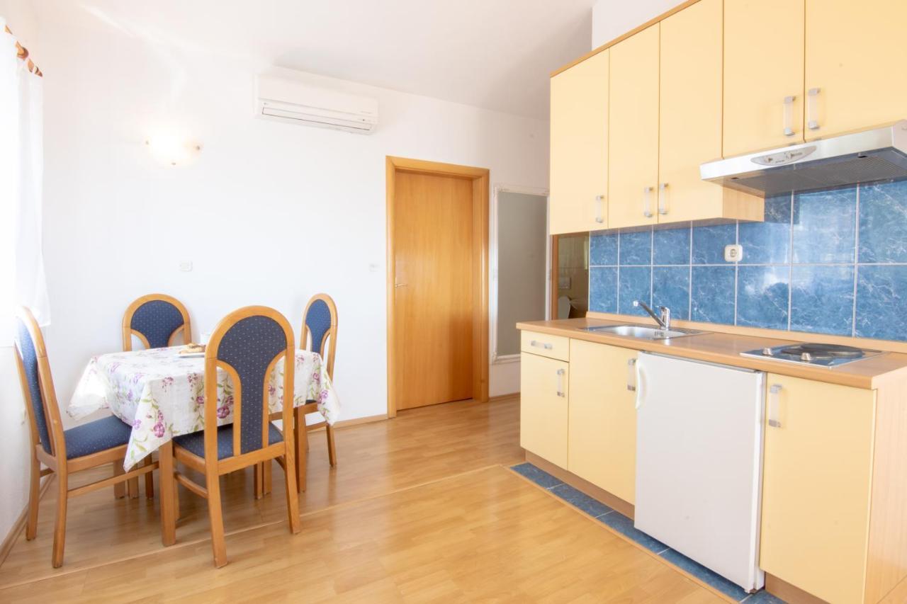 Steko Accomodations Makarska Ngoại thất bức ảnh