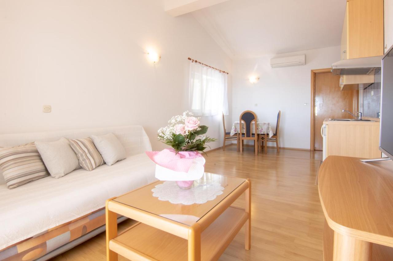 Steko Accomodations Makarska Ngoại thất bức ảnh